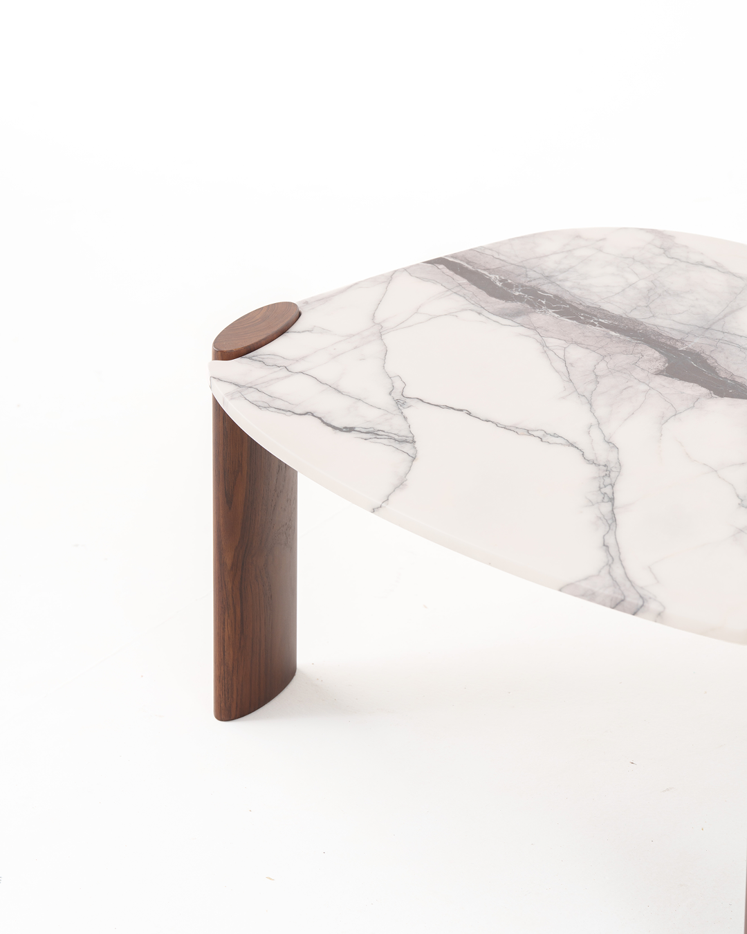 Crade Center Table