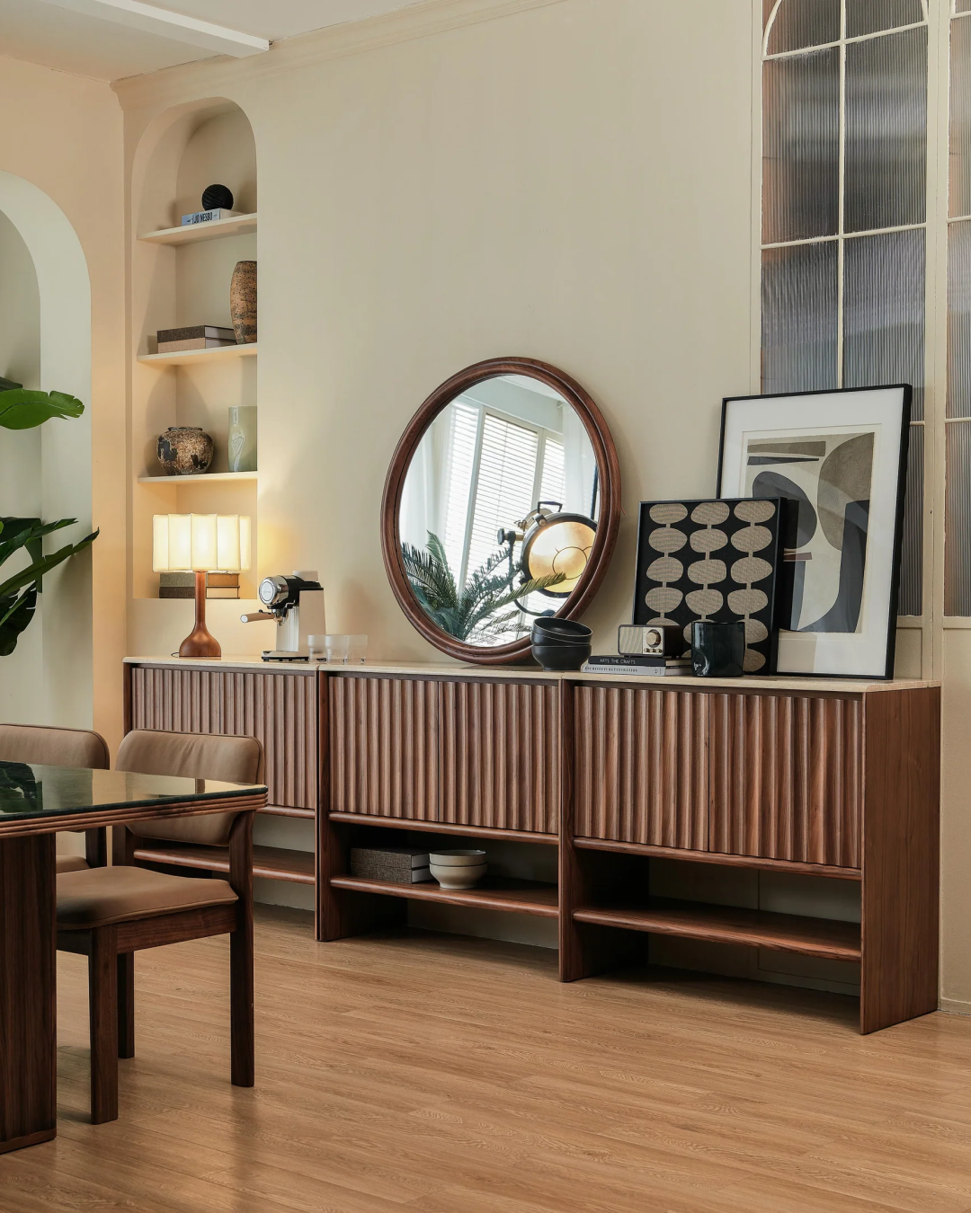 Paradiso Console Unit