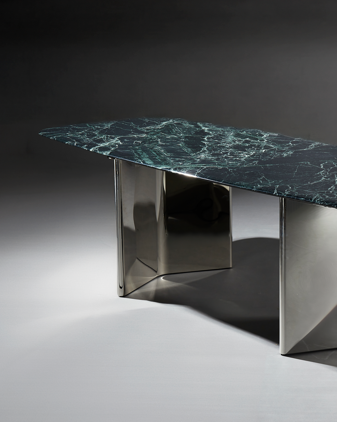 Stealth 3 Axis Dining Table Boat