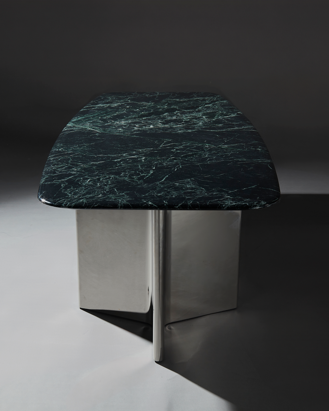 Stealth 3 Axis Dining Table Boat
