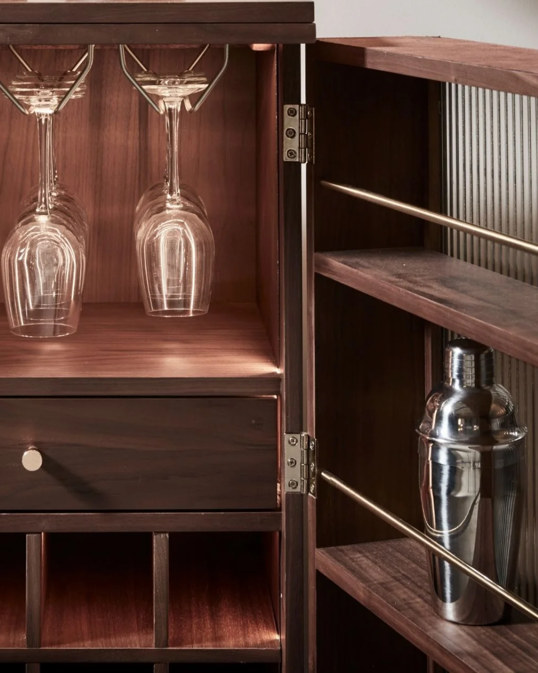 Saloon Bar Cabinet