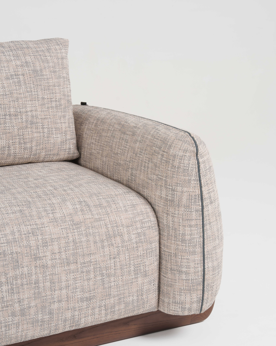 Mirai Sofa