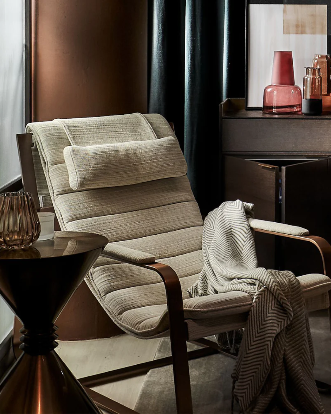 Liam Club Chair