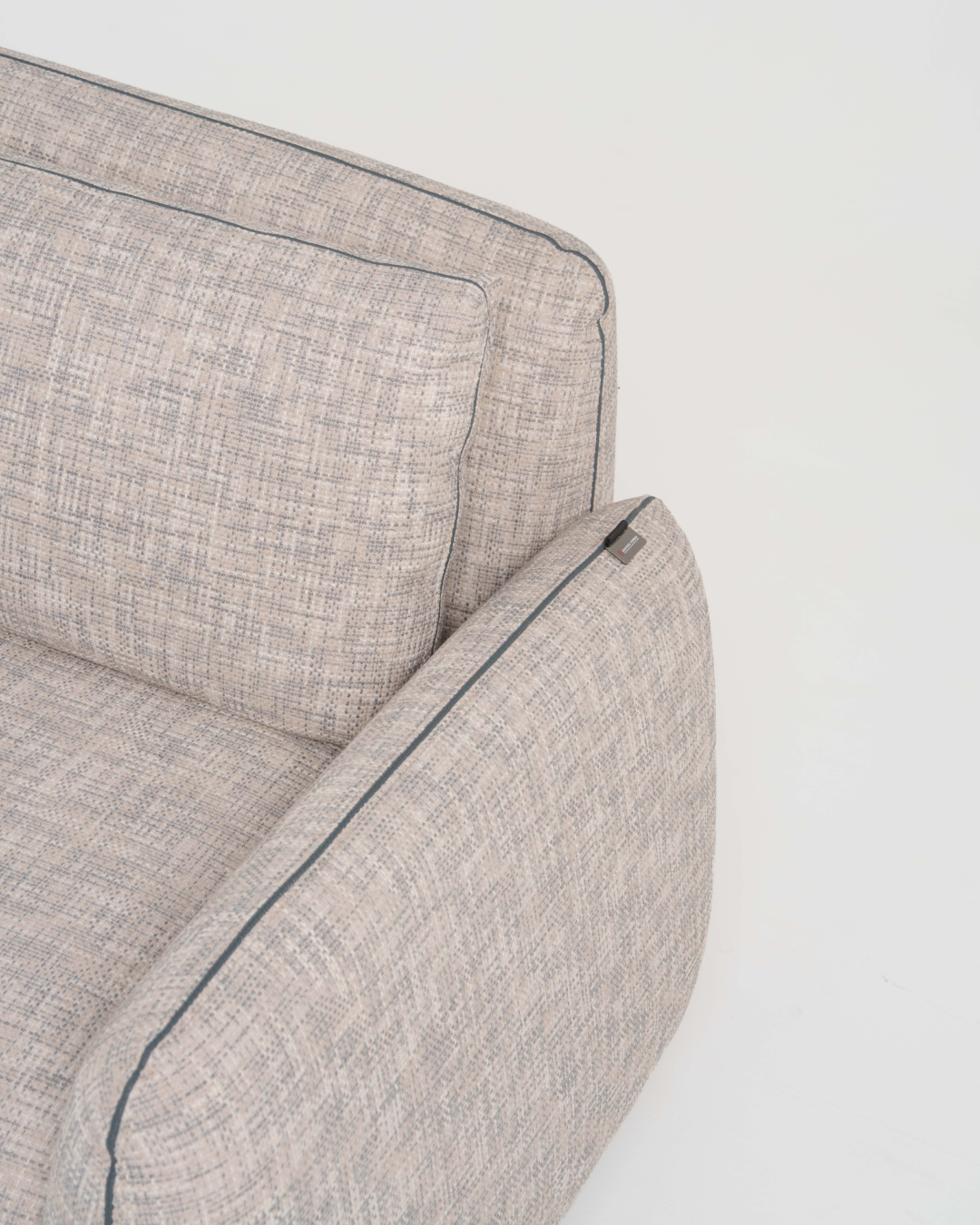 Mirai Sofa